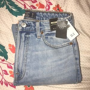 Abercrombie & Fitch ankle pants